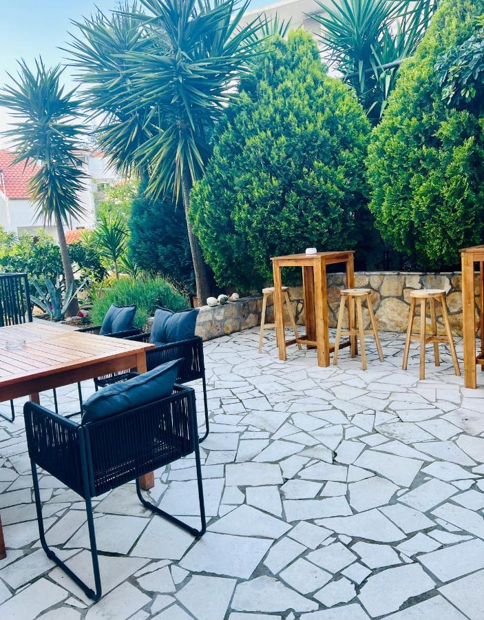 Guesthouse Dvoshko Hvar Bagian luar foto
