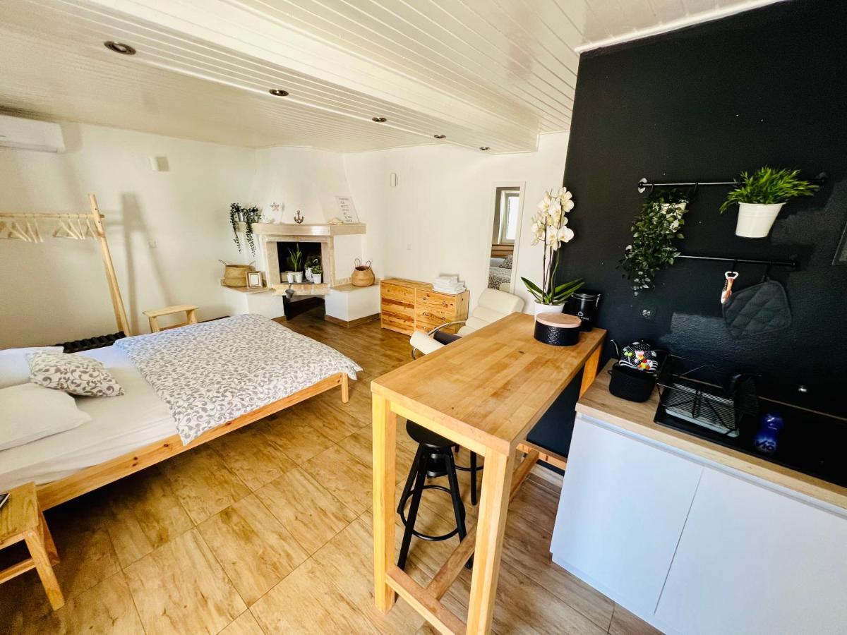 Guesthouse Dvoshko Hvar Bagian luar foto